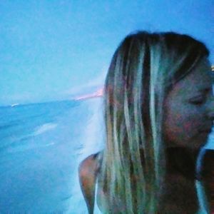 Meet your Posher, Dana